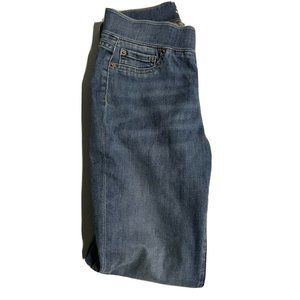 Amazon Essentials Women's Pull-On Denim Jegging, Medium Blue, 2 Short.